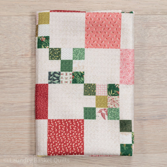 Kitchen Towel - Cranberry Chain