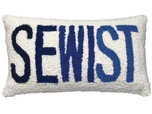 Wool Hook Pillow - Sewist