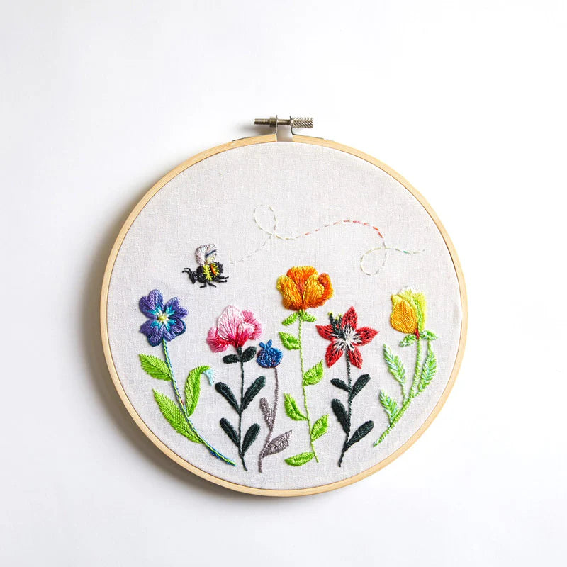 Un-Kit Embroidery Canvas - 8" Wildflowers